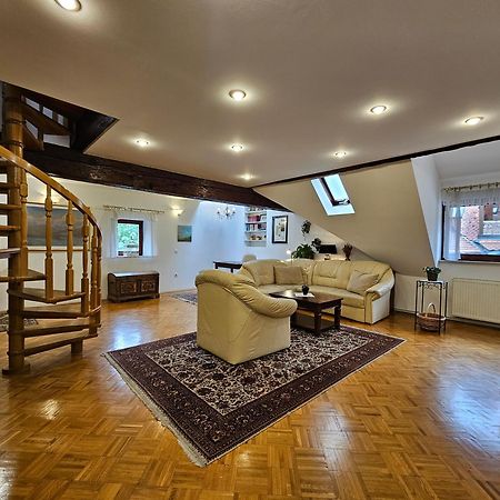 Apartment Nina With Private Terrace Tour As Ljubljana Luaran gambar