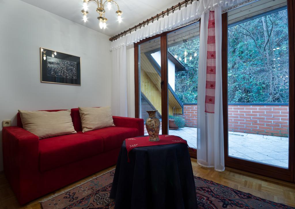 Apartment Nina With Private Terrace Tour As Ljubljana Bilik gambar