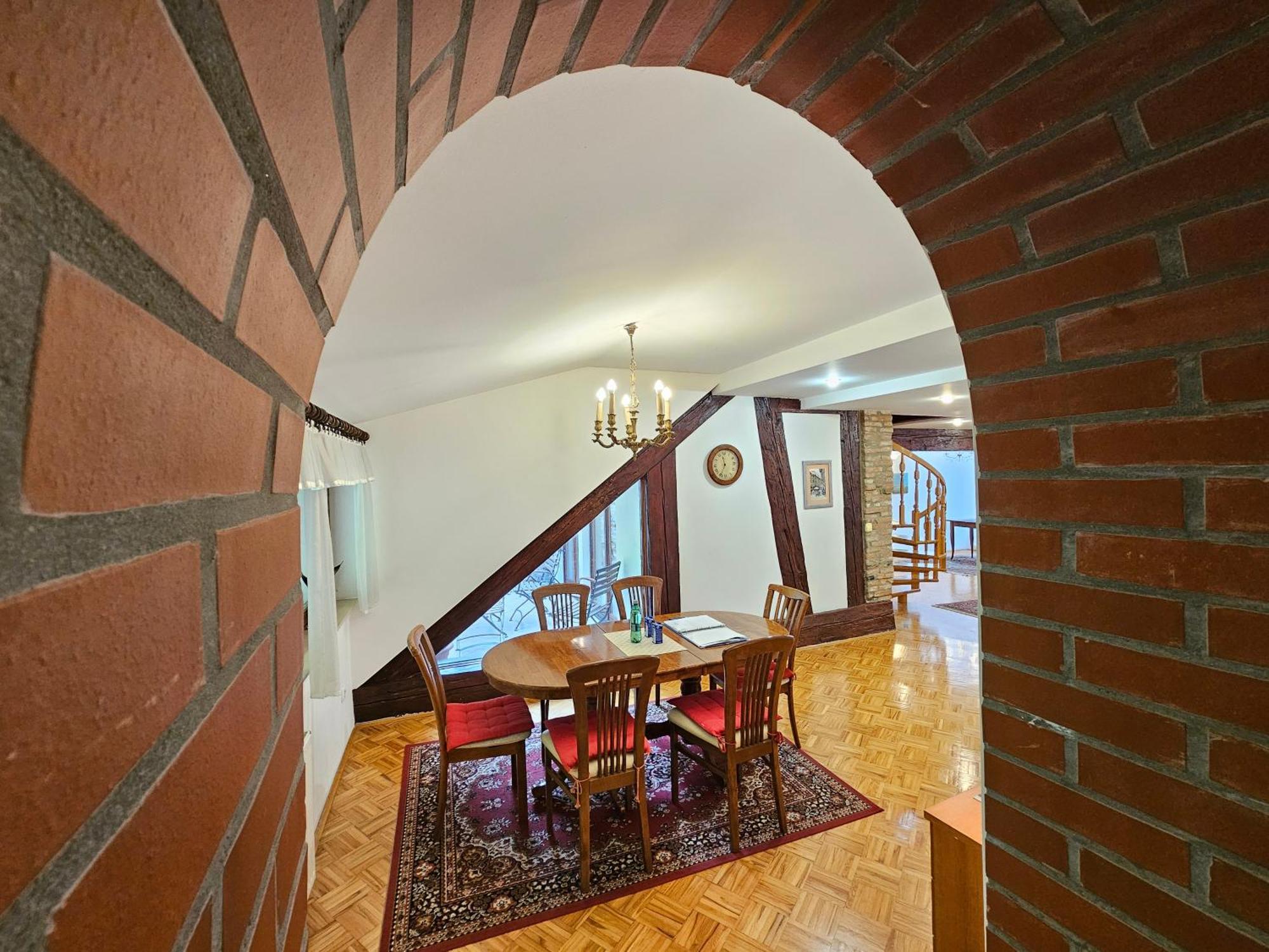 Apartment Nina With Private Terrace Tour As Ljubljana Luaran gambar
