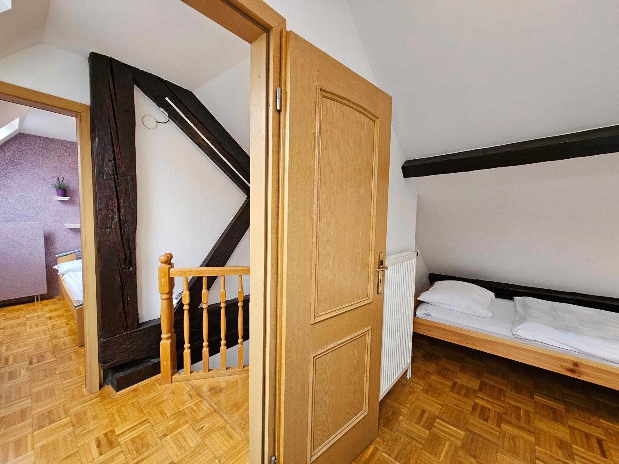 Apartment Nina With Private Terrace Tour As Ljubljana Luaran gambar